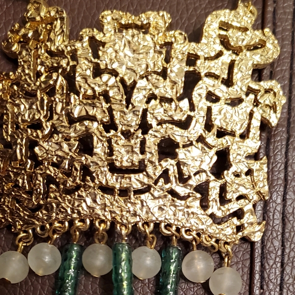 Green Necklace Vintage Avante Garde Statement Unique Design - Picture 3 of 15